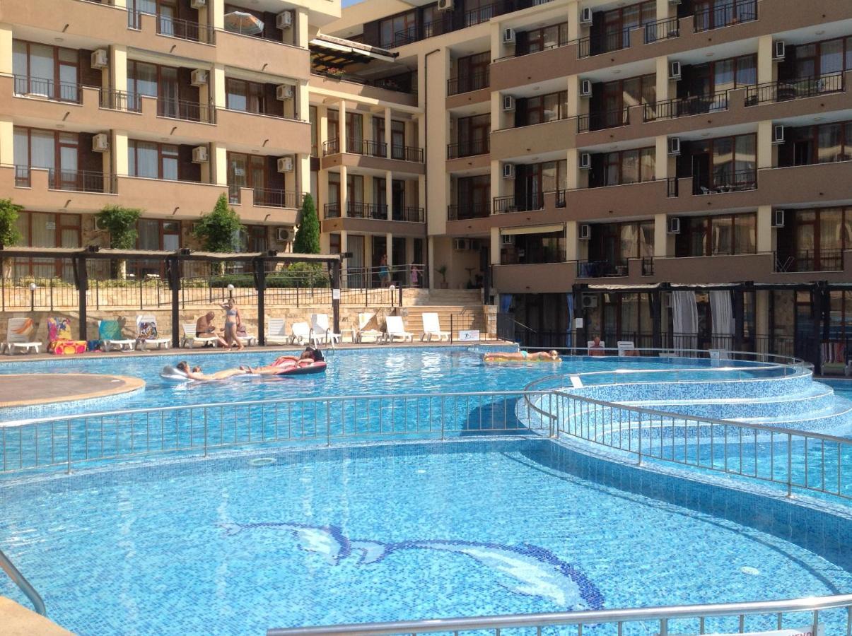 Luxor Apartments Поморие Экстерьер фото